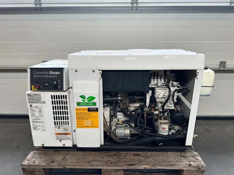 Cummins Onan MDKBP Kubota 4 cilinder Diesel 13.5 kVA Marine Silent generatorset - Elektrický generátor: obrázok 2 Cummins Onan MDKBP Kubota 4 cilinder Diesel 13.5 kVA Marine Silent generatorset - Elektrický generátor: obrázok 2