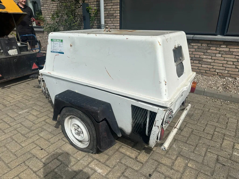 Deutz F2L 511 Diesel Compressor 21 kW 28 PK Air Compressor - Vzduchový kompresor: obrázok 4 Deutz F2L 511 Diesel Compressor 21 kW 28 PK Air Compressor - Vzduchový kompresor: obrázok 4