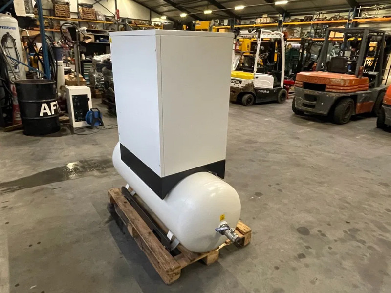Fiac New Silver 10 / 270 Silent 7.5 kW 860 L / min 10 bar Elektrische Schroefcompressor met ketel - Vzduchový kompresor: obrázok 5 Fiac New Silver 10 / 270 Silent 7.5 kW 860 L / min 10 bar Elektrische Schroefcompressor met ketel - Vzduchový kompresor: obrázok 5