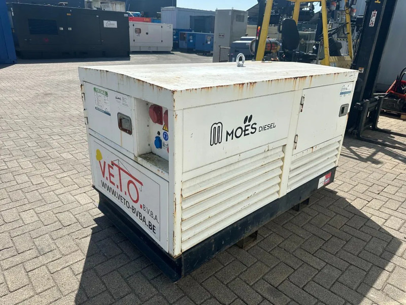 Hatz 3L41C Silentpack 22.5 kVA Silent generatorset - Elektrický generátor: obrázok 3 Hatz 3L41C Silentpack 22.5 kVA Silent generatorset - Elektrický generátor: obrázok 3