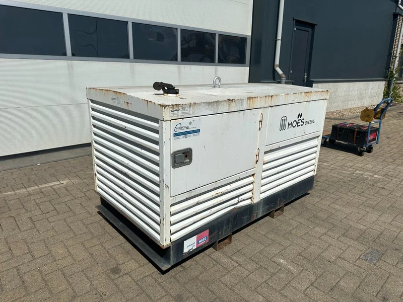 Hatz 3L41C Silentpack 22.5 kVA Silent generatorset - Elektrický generátor: obrázok 5 Hatz 3L41C Silentpack 22.5 kVA Silent generatorset - Elektrický generátor: obrázok 5