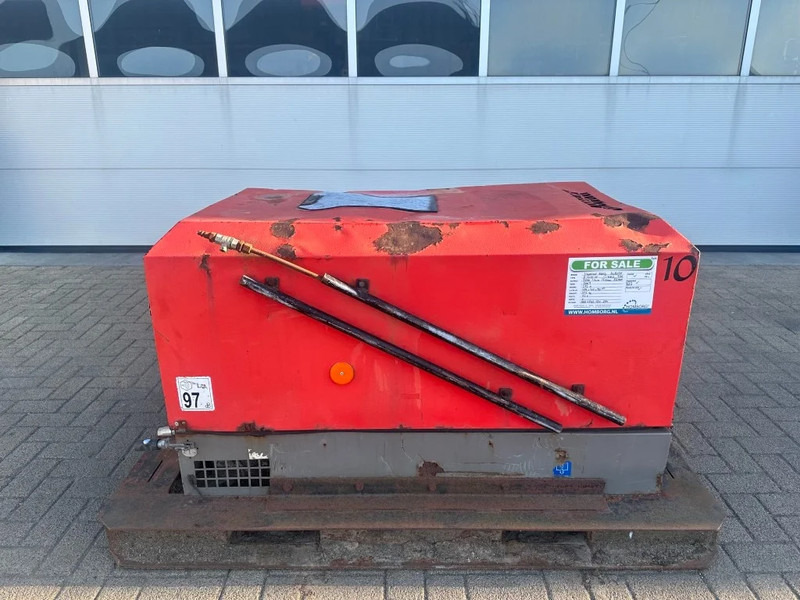Ingersoll Rand 720 R1051SF Kubota D1005 Diesel Compressor 2000 L / min 17.5 kW 8.6 Bar - Vzduchový kompresor: obrázok 1 Ingersoll Rand 720 R1051SF Kubota D1005 Diesel Compressor 2000 L / min 17.5 kW 8.6 Bar - Vzduchový kompresor: obrázok 1