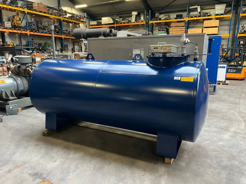 Kiwa IBC 4000 liter Kiwa Dubbelwandige Dieseltank - Lodny kontajner: obrázok 1 Kiwa IBC 4000 liter Kiwa Dubbelwandige Dieseltank - Lodny kontajner: obrázok 1