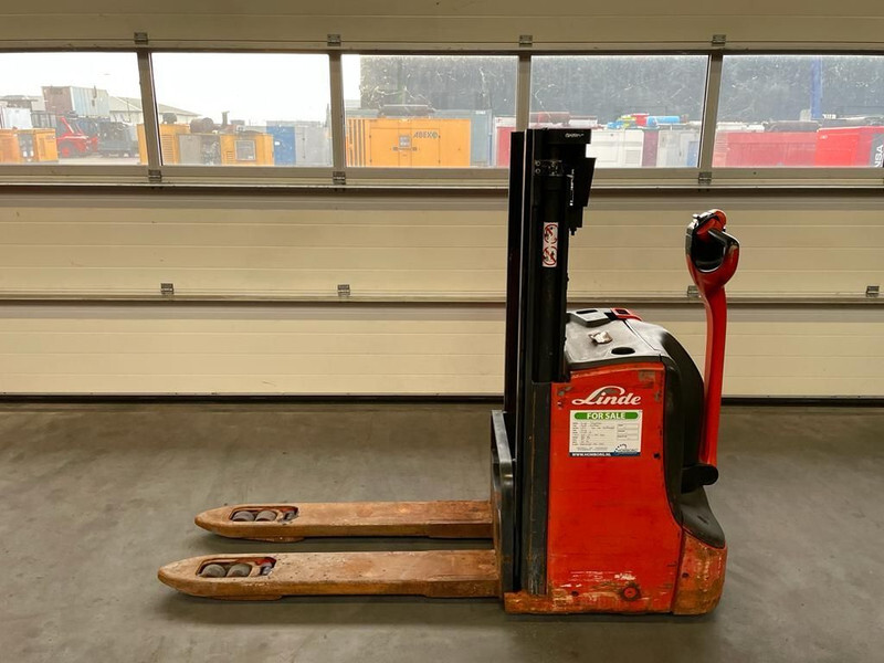 Linde D08 Stapelaar 1.8 ton 210 cm Hefhoogte Stapelaar - Stohovač: obrázok 5 Linde D08 Stapelaar 1.8 ton 210 cm Hefhoogte Stapelaar - Stohovač: obrázok 5