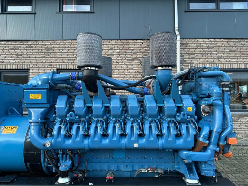 MTU 16V 4000 G61 SDMO XS 2000 Leroy Somer 2000 kVA generatorset - Elektrický generátor: obrázok 3 MTU 16V 4000 G61 SDMO XS 2000 Leroy Somer 2000 kVA generatorset - Elektrický generátor: obrázok 3