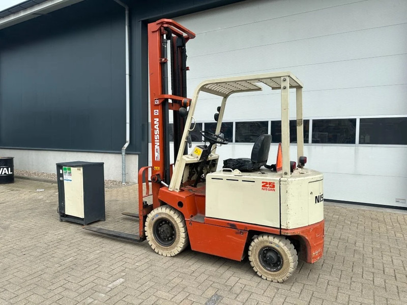 Nissan 2.5 ton Duplex Elektra Heftruck 5 meter hefhoogte - Elektrický vysokozdvižný vozík: obrázok 4 Nissan 2.5 ton Duplex Elektra Heftruck 5 meter hefhoogte - Elektrický vysokozdvižný vozík: obrázok 4
