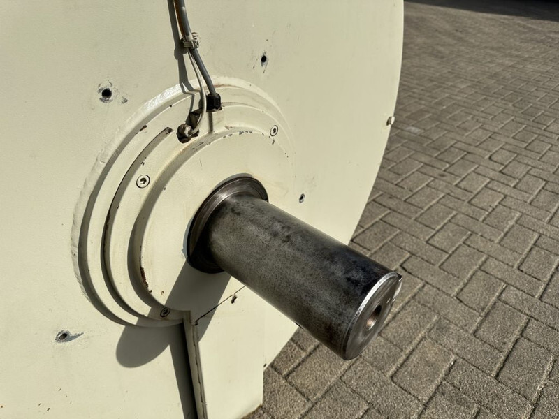 PILLER SG 102.40 Pillar 1750 kVA generatordeel Alternator as New ! 18 test hours ! - Elektrický generátor: obrázok 5 PILLER SG 102.40 Pillar 1750 kVA generatordeel Alternator as New ! 18 test hours ! - Elektrický generátor: obrázok 5