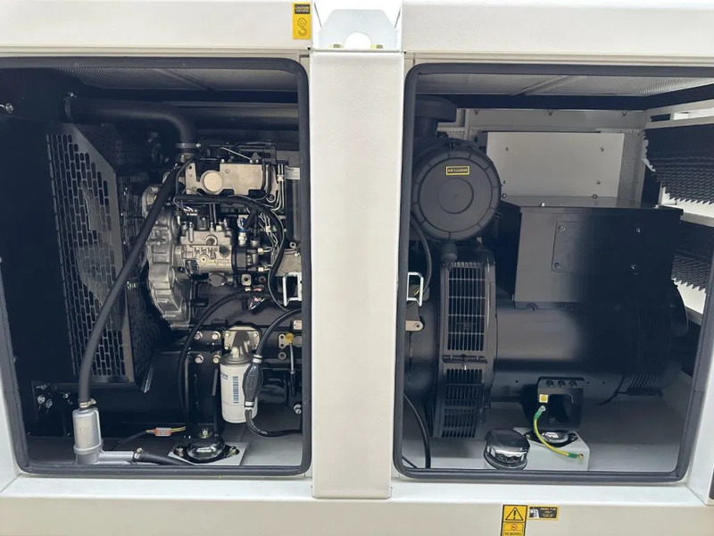 Perkins 1104C-44TAG2 Leroy Somer 110 kVA Silent generatorset LOADSHARING / SYNCHRONISING TO GRID - Elektrický generátor: obrázok 3 Perkins 1104C-44TAG2 Leroy Somer 110 kVA Silent generatorset LOADSHARING / SYNCHRONISING TO GRID - Elektrický generátor: obrázok 3