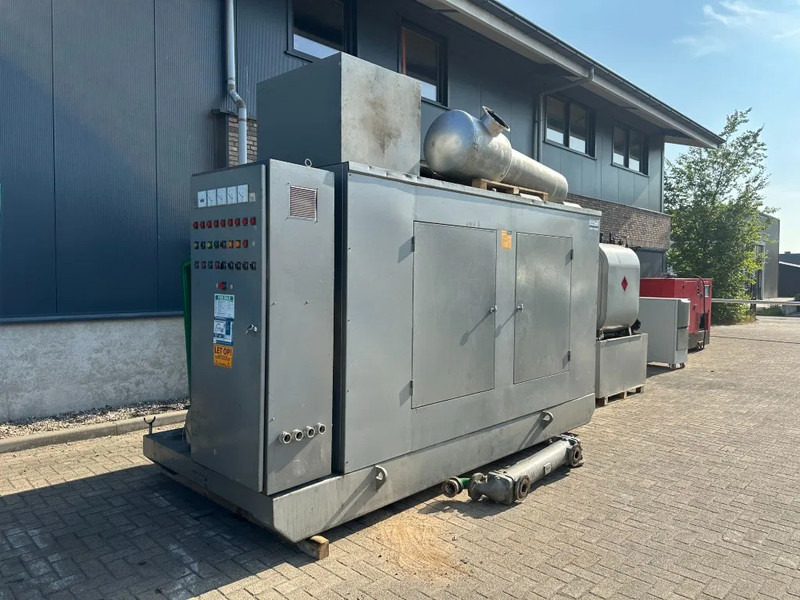 Perkins 3012 TWG2 Leroy Somer 630 kVA noodstroom generatorset 676 hours ! - Elektrický generátor: obrázok 1 Perkins 3012 TWG2 Leroy Somer 630 kVA noodstroom generatorset 676 hours ! - Elektrický generátor: obrázok 1