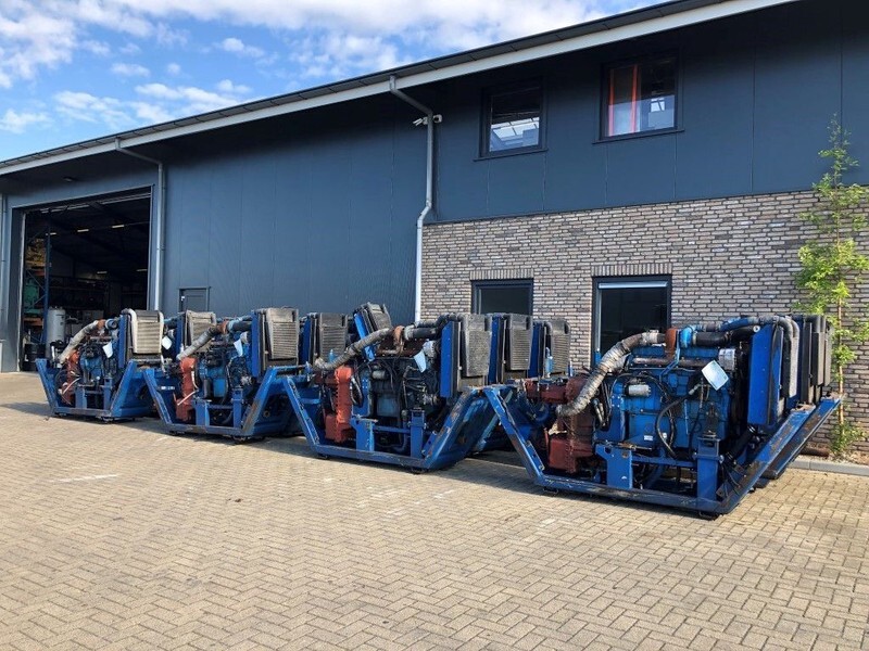 Sisu Valmet Diesel 74.234 ETA 181 HP diesel enine with ZF gearbox - Motor: obrázok 5 Sisu Valmet Diesel 74.234 ETA 181 HP diesel enine with ZF gearbox - Motor: obrázok 5