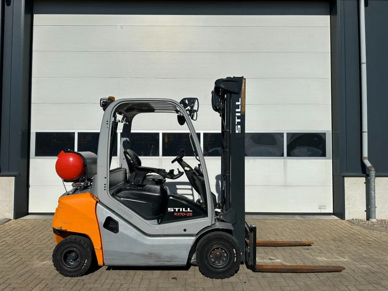 Still RX70-25 T 2.5 ton Duplex Sideshift LPG Heftruck 2020 - Plynový vysokozdvižný vozík: obrázok 2 Still RX70-25 T 2.5 ton Duplex Sideshift LPG Heftruck 2020 - Plynový vysokozdvižný vozík: obrázok 2