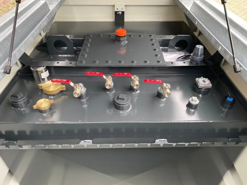 Tolsma 1000 liter Kiwa IBC dieseltank Nieuw ! - Skladovacia nádrž: obrázok 5 Tolsma 1000 liter Kiwa IBC dieseltank Nieuw ! - Skladovacia nádrž: obrázok 5