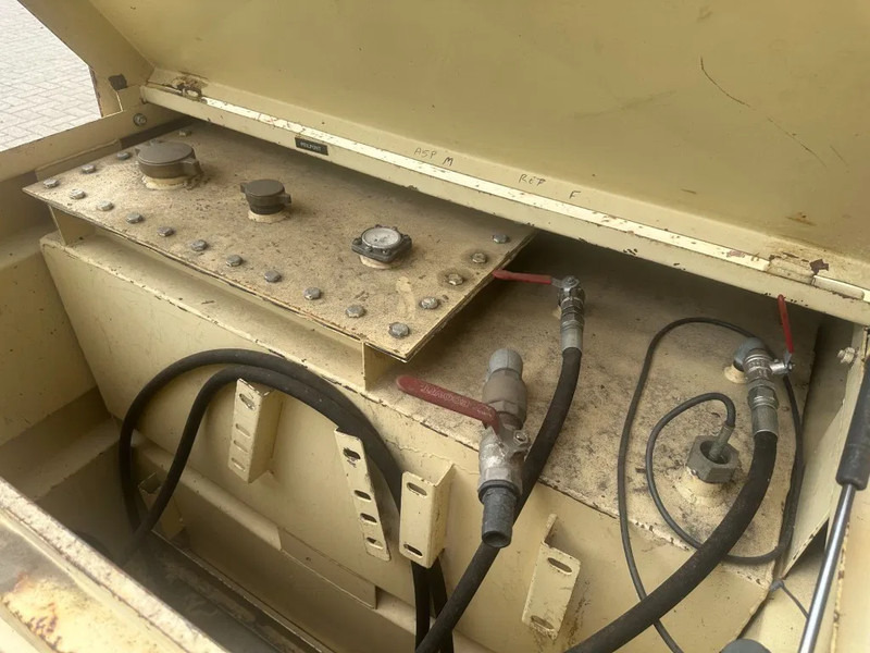 Tolsma Kiwa IBC 1150 liter Dieseltank Milieutank - Lodny kontajner: obrázok 5 Tolsma Kiwa IBC 1150 liter Dieseltank Milieutank - Lodny kontajner: obrázok 5