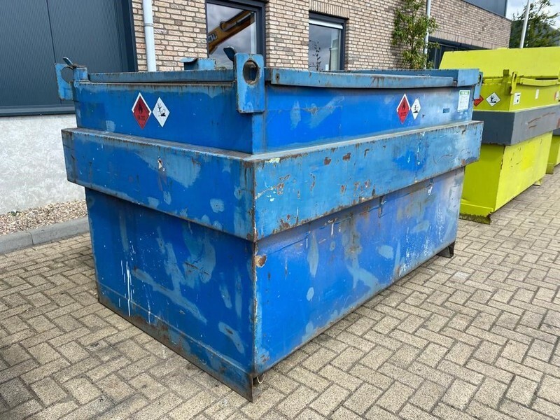 Steenbergen 2000 liter Kiwa IBC dieseltank met handpomp met keuring - Skladovacia nádrž: obrázok 1 Steenbergen 2000 liter Kiwa IBC dieseltank met handpomp met keuring - Skladovacia nádrž: obrázok 1