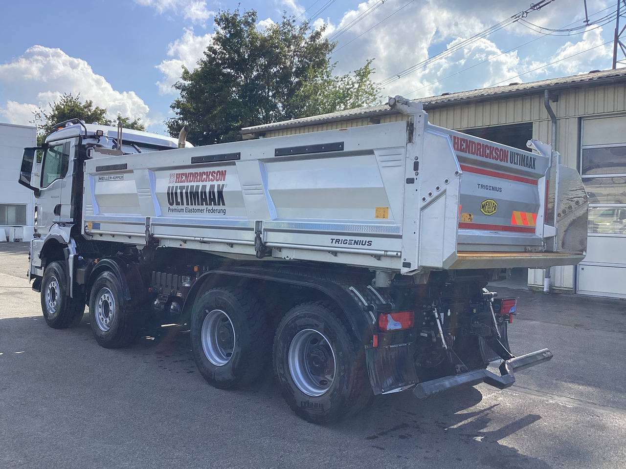 MAN TGS 35.520 8×4 BB Hendrickson - Sklápač: obrázok 5 MAN TGS 35.520 8×4 BB Hendrickson - Sklápač: obrázok 5