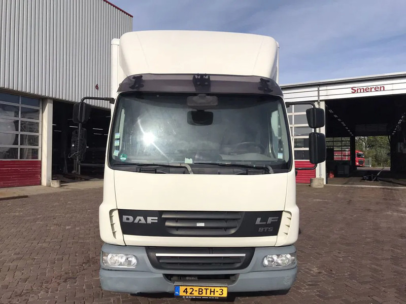 DAF LF 45 12.220 EURO 5 EEV - Skříňový nákladní auto: obrázok 2 DAF LF 45 12.220 EURO 5 EEV - Skříňový nákladní auto: obrázok 2