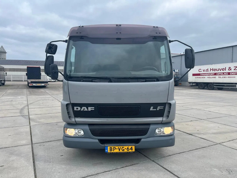 DAF LF 45 FA - Auto s hydraulickou rukou, Valníkový/ Plošinový nákladný automobil: obrázok 3 DAF LF 45 FA - Auto s hydraulickou rukou, Valníkový/ Plošinový nákladný automobil: obrázok 3