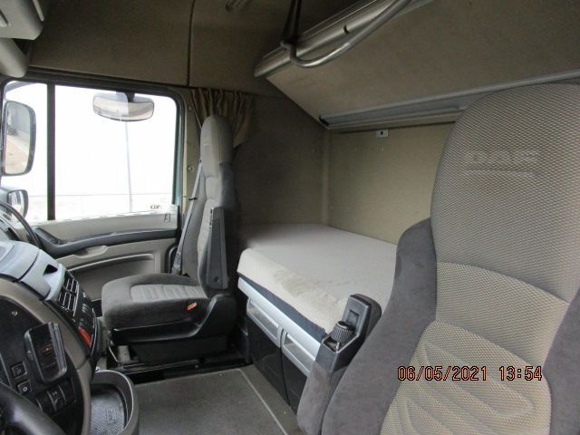 DAF XF 105 SPACE CABINE XF 105 EURO 5 - Kabína a interiér: obrázok 5 DAF XF 105 SPACE CABINE XF 105 EURO 5 - Kabína a interiér: obrázok 5