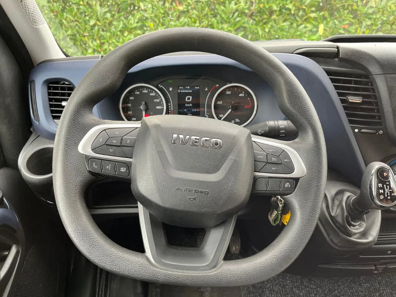 Dodávka skriňová nadstavba, Dodávkа s dvojitou kabínou Iveco Daily 35C16 Achterdeuren nieuwe motor +distributieriem bij 253480 KM op 02-05-2024: obrázok 17 Dodávka skriňová nadstavba, Dodávkа s dvojitou kabínou Iveco Daily 35C16 Achterdeuren nieuwe motor +distributieriem bij 253480 KM op 02-05-2024: obrázok 17