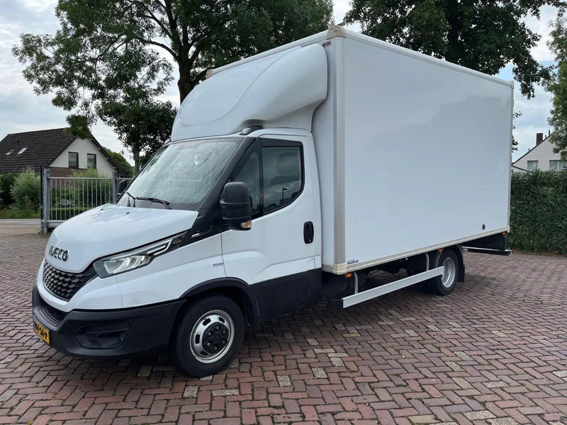 Iveco Daily 35C16 Achterdeuren nieuwe motor +distributieriem bij 253480 KM op 02-05-2024 - Dodávka skriňová nadstavba, Dodávkа s dvojitou kabínou: obrázok 1 Iveco Daily 35C16 Achterdeuren nieuwe motor +distributieriem bij 253480 KM op 02-05-2024 - Dodávka skriňová nadstavba, Dodávkа s dvojitou kabínou: obrázok 1