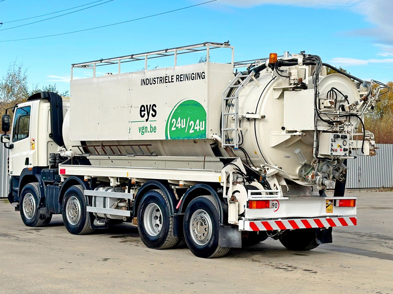 DAF CF 85.410 * Saug und Spülwagen +FUNK - Fekálne vozidlo: obrázok 5 DAF CF 85.410 * Saug und Spülwagen +FUNK - Fekálne vozidlo: obrázok 5