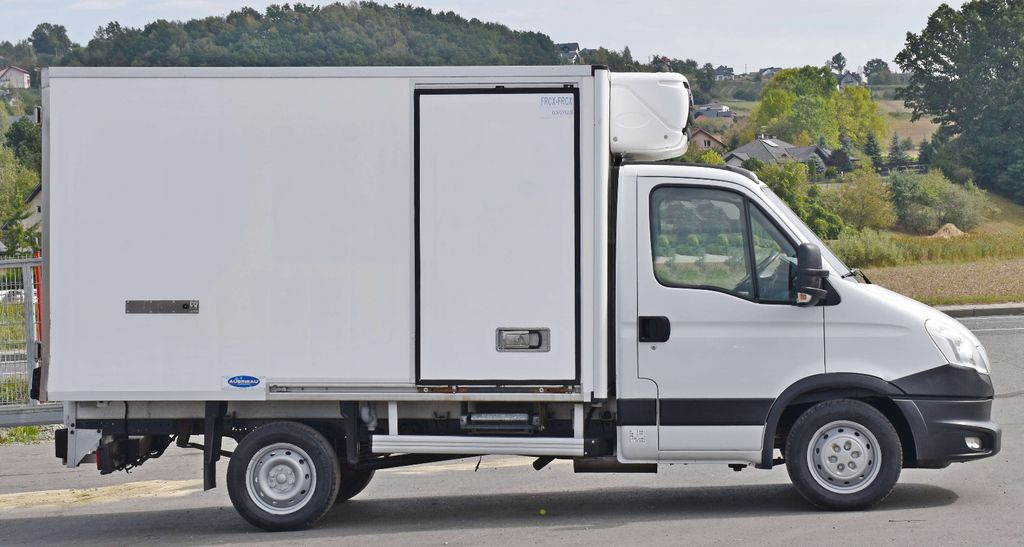 Iveco DAILY 35S13* Kühlkoffer 2,00 m * TOPZUSTAND Iveco DAILY 35S13 * Kühlkoffer * TOPZUSTAND - Chladirenské nákladné vozidlo, Auto s hydraulickou rukou: obrázok 3 Iveco DAILY 35S13* Kühlkoffer 2,00 m * TOPZUSTAND Iveco DAILY 35S13 * Kühlkoffer * TOPZUSTAND - Chladirenské nákladné vozidlo, Auto s hydraulickou rukou: obrázok 3