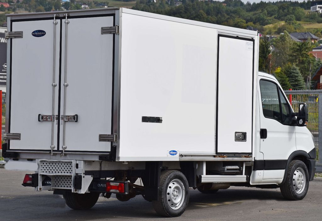 Iveco DAILY 35S13* Kühlkoffer 2,00 m * TOPZUSTAND - Chladirenské nákladné vozidlo, Auto s hydraulickou rukou: obrázok 5 Iveco DAILY 35S13* Kühlkoffer 2,00 m * TOPZUSTAND - Chladirenské nákladné vozidlo, Auto s hydraulickou rukou: obrázok 5