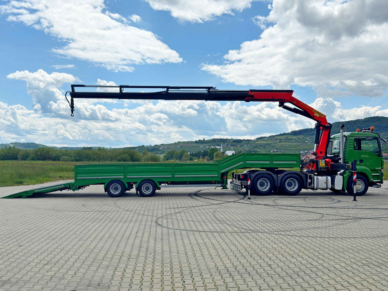 MAN TGS 26.440*Anhänger 10,35m + PK 33002-EH C/FUNK - Auto s hydraulickou rukou: obrázok 5 MAN TGS 26.440*Anhänger 10,35m + PK 33002-EH C/FUNK - Auto s hydraulickou rukou: obrázok 5