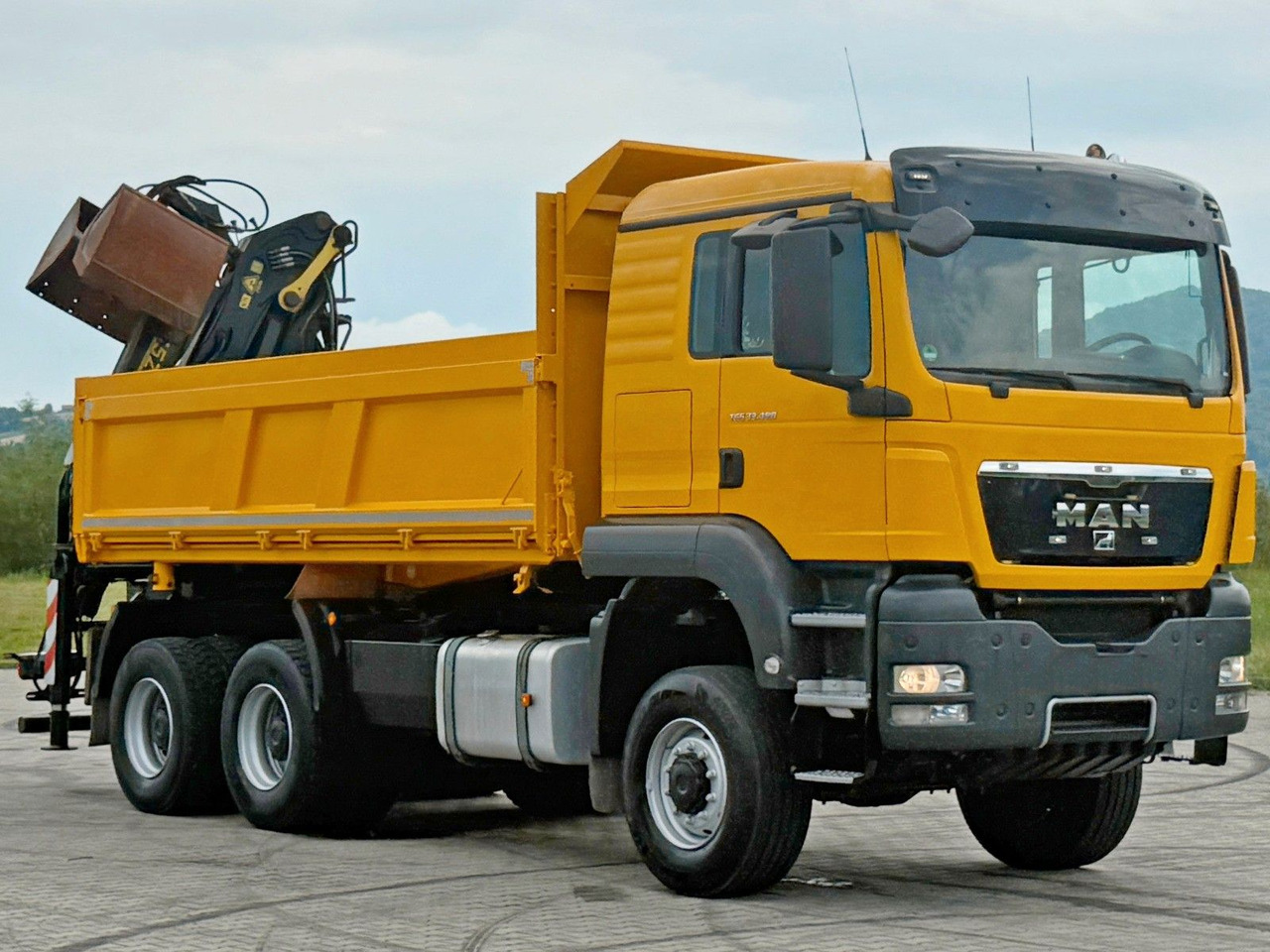 MAN TGS 33.480*KIPPER 5,10m * EPSILON E165Z76* 6x6 MAN TGS 33.480*KIPPER 5,10m * EPSILON E165Z76* 6x6 - Auto s hydraulickou rukou, Sklápač: obrázok 3 MAN TGS 33.480*KIPPER 5,10m * EPSILON E165Z76* 6x6 MAN TGS 33.480*KIPPER 5,10m * EPSILON E165Z76* 6x6 - Auto s hydraulickou rukou, Sklápač: obrázok 3