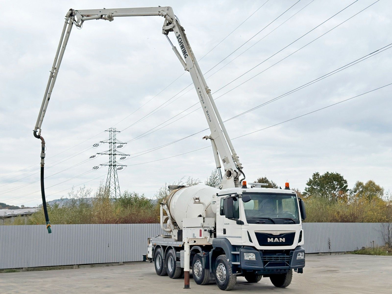 MAN TGS 35.400 BETONPUMPE * 8x4 / TOPZUSTAND - Autočerpadlo: obrázok 3 MAN TGS 35.400 BETONPUMPE * 8x4 / TOPZUSTAND - Autočerpadlo: obrázok 3