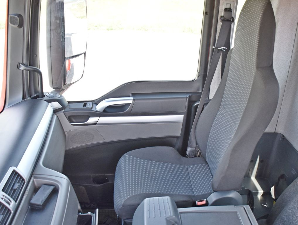 Auto s hydraulickou rukou, Valníkový/ Plošinový nákladný automobil MAN TGS 35.440 * HIAB 211 E-6 HIDUO +FUNK / 8x4 MAN TGS 35.440 * HIAB 211 E-6 HIDUO +FUNK / 8x4: obrázok 10 Auto s hydraulickou rukou, Valníkový/ Plošinový nákladný automobil MAN TGS 35.440 * HIAB 211 E-6 HIDUO +FUNK / 8x4 MAN TGS 35.440 * HIAB 211 E-6 HIDUO +FUNK / 8x4: obrázok 10