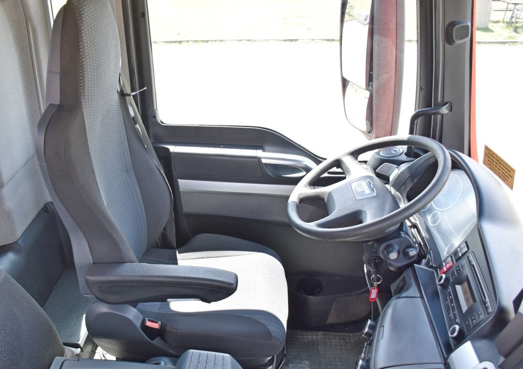 Auto s hydraulickou rukou, Valníkový/ Plošinový nákladný automobil MAN TGS 35.440 * HIAB 211 E-6 HIDUO +FUNK / 8x4 MAN TGS 35.440 * HIAB 211 E-6 HIDUO +FUNK / 8x4: obrázok 11 Auto s hydraulickou rukou, Valníkový/ Plošinový nákladný automobil MAN TGS 35.440 * HIAB 211 E-6 HIDUO +FUNK / 8x4 MAN TGS 35.440 * HIAB 211 E-6 HIDUO +FUNK / 8x4: obrázok 11