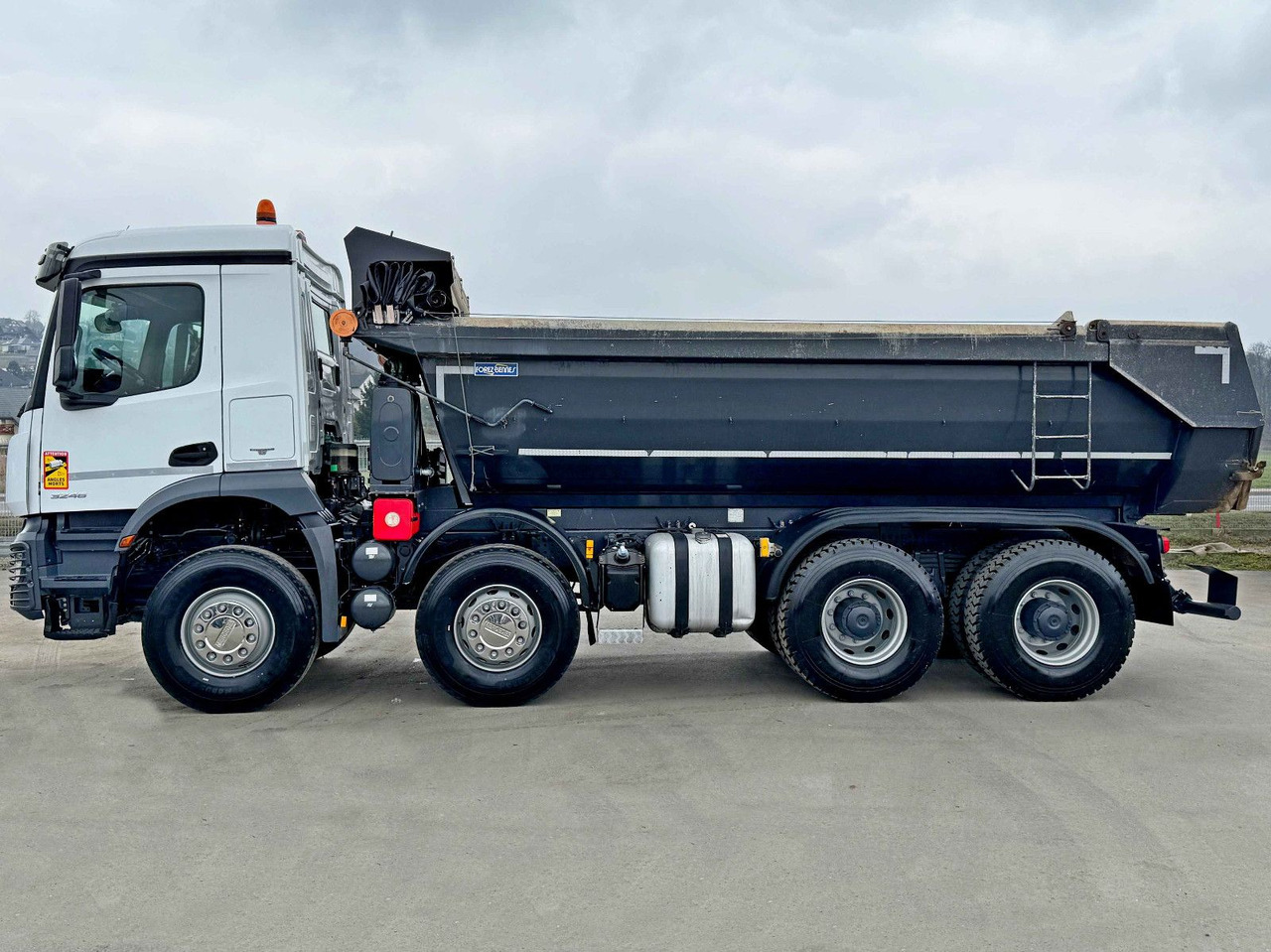Mercedes-Benz AROCS 3246* KIPPER / 8x4 * TOPZUSTAND - Sklápač: obrázok 5 Mercedes-Benz AROCS 3246* KIPPER / 8x4 * TOPZUSTAND - Sklápač: obrázok 5