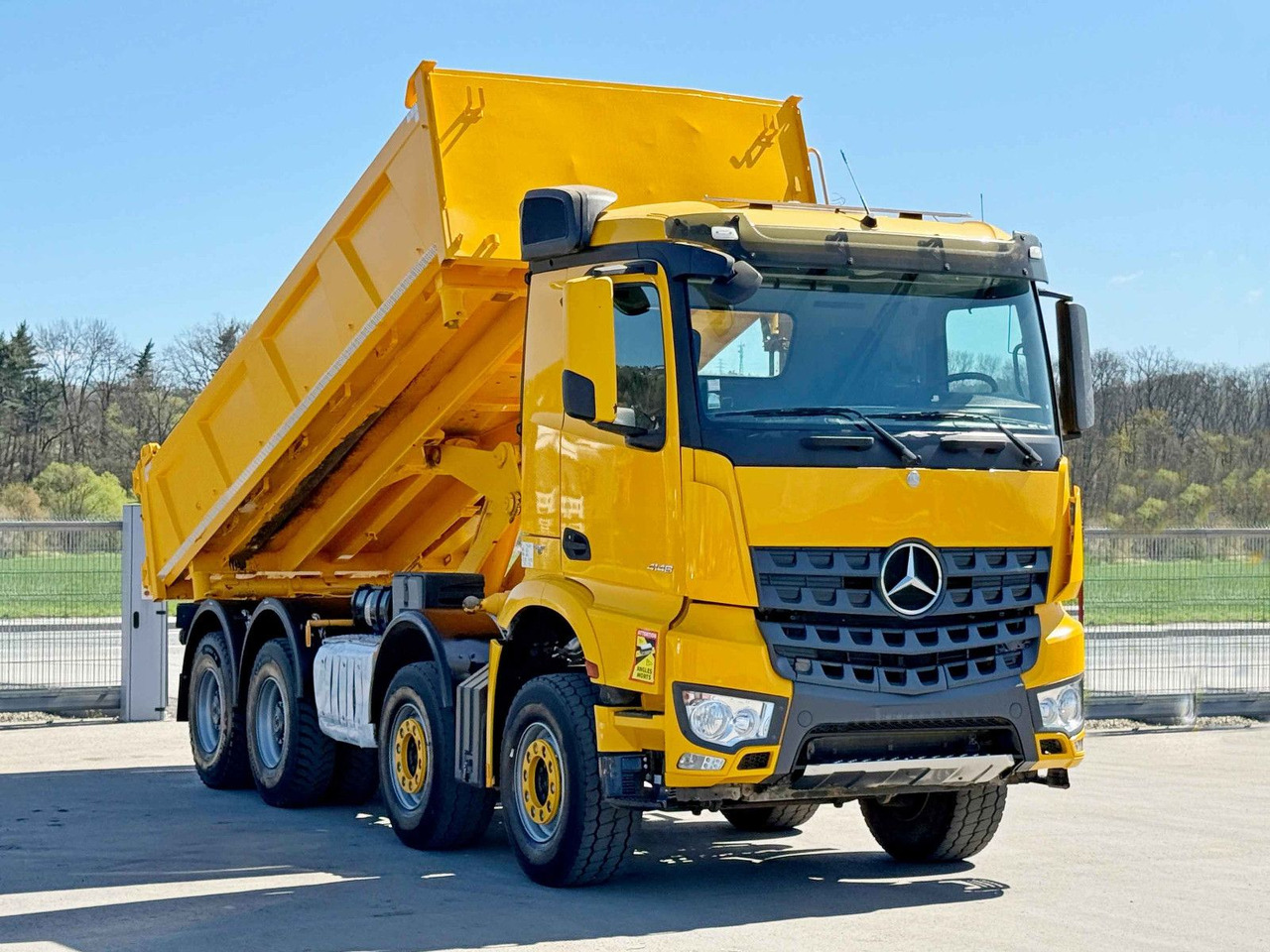 Mercedes-Benz AROCS 4148* KIPPER 6,00m + BORDMATIC /8x4 - Sklápač: obrázok 3 Mercedes-Benz AROCS 4148* KIPPER 6,00m + BORDMATIC /8x4 - Sklápač: obrázok 3