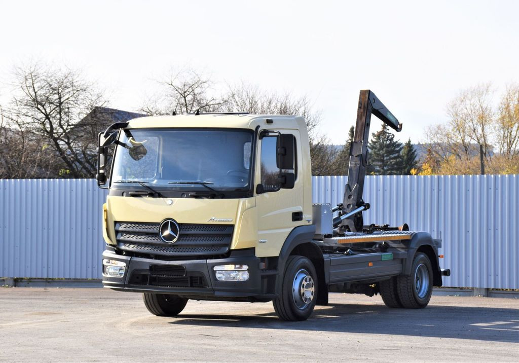 Mercedes-Benz ATEGO 1221 * ABROLLKIPPER * TOPZUSTAND - Hákový nosič kontajnerov, Auto s hydraulickou rukou: obrázok 2 Mercedes-Benz ATEGO 1221 * ABROLLKIPPER * TOPZUSTAND - Hákový nosič kontajnerov, Auto s hydraulickou rukou: obrázok 2