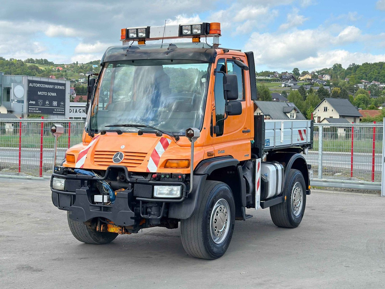 Mercedes-Benz UNIMOG 400 * KIPPER 2,40 * 4x4 * TOPZUSTAND - Sklápač: obrázok 2 Mercedes-Benz UNIMOG 400 * KIPPER 2,40 * 4x4 * TOPZUSTAND - Sklápač: obrázok 2