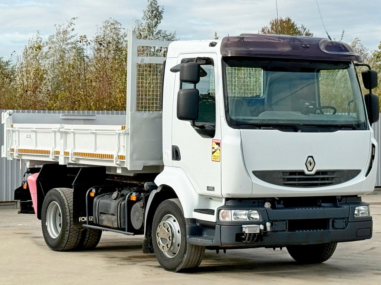 Renault MIDLUM 220 DCI *KIPPER 3,80m * BORDMATIC - Sklápač, Auto s hydraulickou rukou: obrázok 3 Renault MIDLUM 220 DCI *KIPPER 3,80m * BORDMATIC - Sklápač, Auto s hydraulickou rukou: obrázok 3
