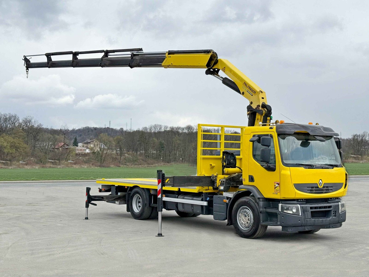 Renault PREMIUM 430 DXI* PK 27002/FUNK * TOPZUSTAND Renault PREMIUM 430 DXI* PK 33002 EH/FUNK * TOPZUSTAND - Auto s hydraulickou rukou, Valníkový/ Plošinový nákladný automobil: obrázok 2 Renault PREMIUM 430 DXI* PK 27002/FUNK * TOPZUSTAND Renault PREMIUM 430 DXI* PK 33002 EH/FUNK * TOPZUSTAND - Auto s hydraulickou rukou, Valníkový/ Plošinový nákladný automobil: obrázok 2