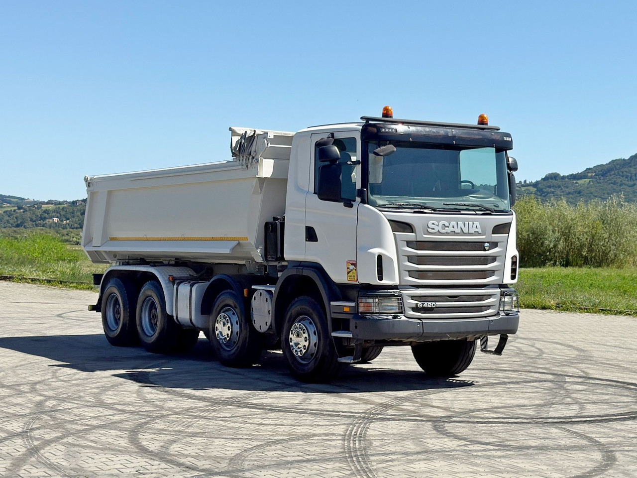 Scania G 420 * KIPPER * 8x4 * TOPZUSTAND - Sklápač: obrázok 1 Scania G 420 * KIPPER * 8x4 * TOPZUSTAND - Sklápač: obrázok 1