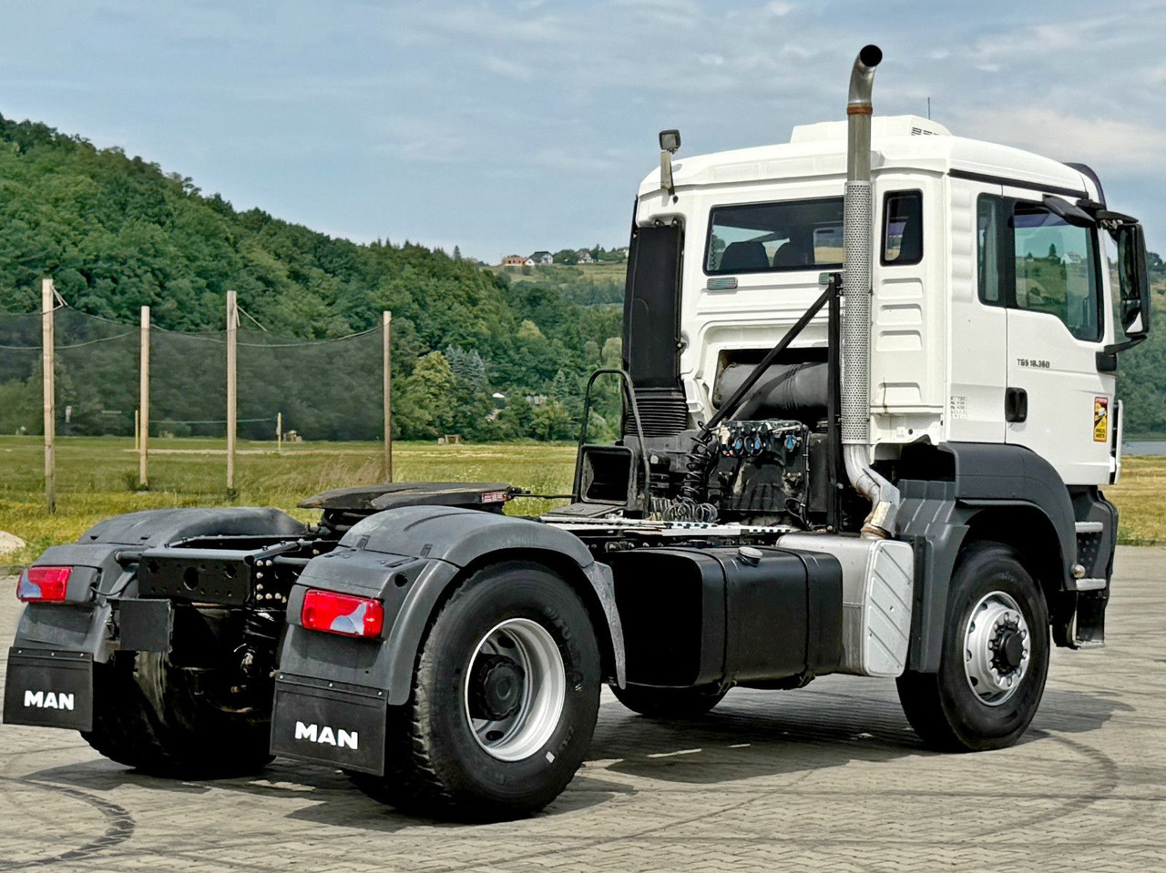 MAN TGS 18.360 * Sattelzugmaschine * 4x4 * TOP - Ťahač: obrázok 4 MAN TGS 18.360 * Sattelzugmaschine * 4x4 * TOP - Ťahač: obrázok 4