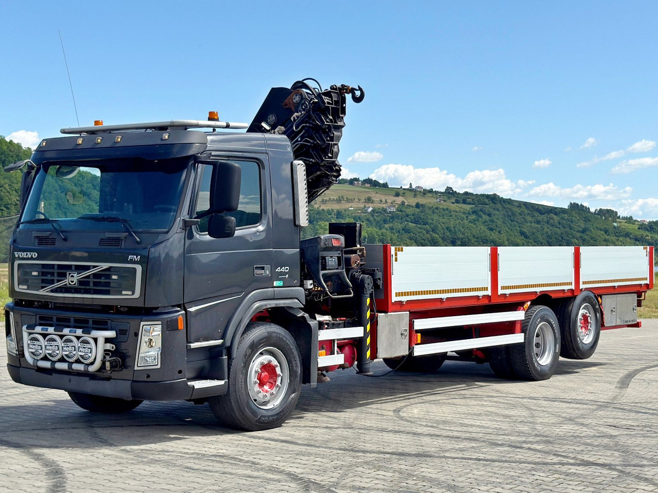 Volvo FM 440 * HIAB 288 E - 8 HIPRO/FUNK * TOPZUSTAND - Auto s hydraulickou rukou: obrázok 3 Volvo FM 440 * HIAB 288 E - 8 HIPRO/FUNK * TOPZUSTAND - Auto s hydraulickou rukou: obrázok 3
