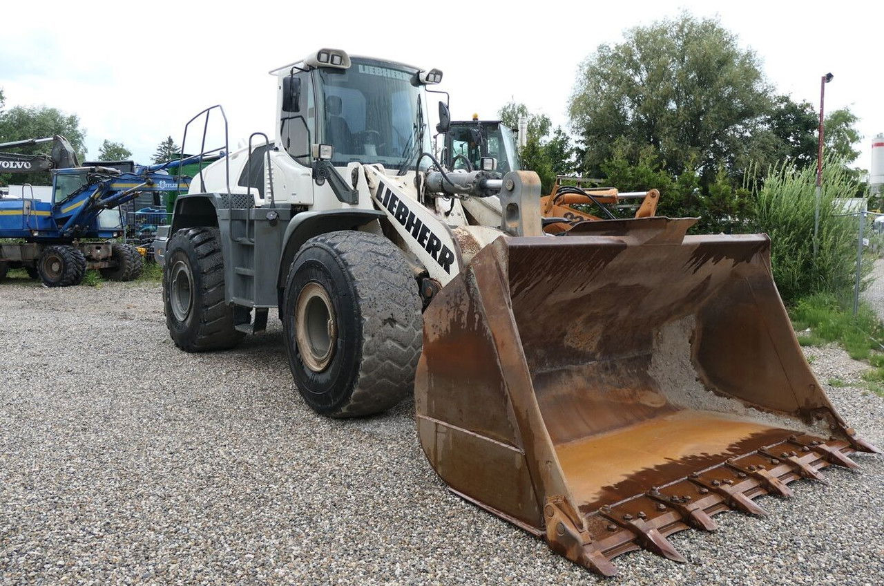 Liebherr L 576 - Kolesový nakladač: obrázok 3 Liebherr L 576 - Kolesový nakladač: obrázok 3