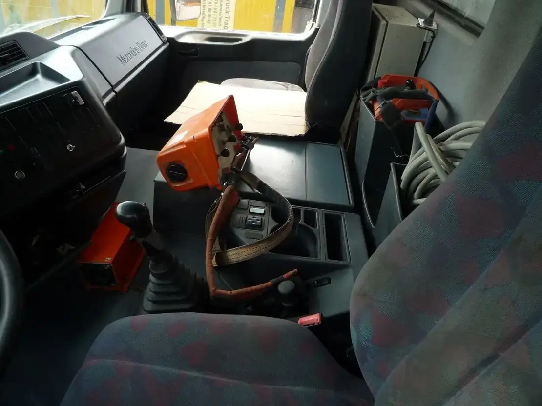 Domiešavač s pumpou Mercedes-Benz Actros 4141: obrázok 21