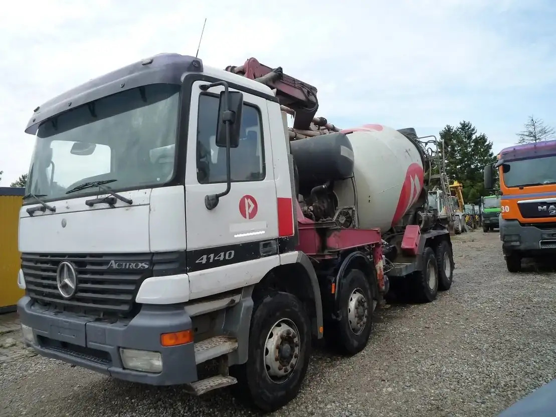 Mercedes-Benz Actros 4141 - Domiešavač s pumpou: obrázok 4 Mercedes-Benz Actros 4141 - Domiešavač s pumpou: obrázok 4