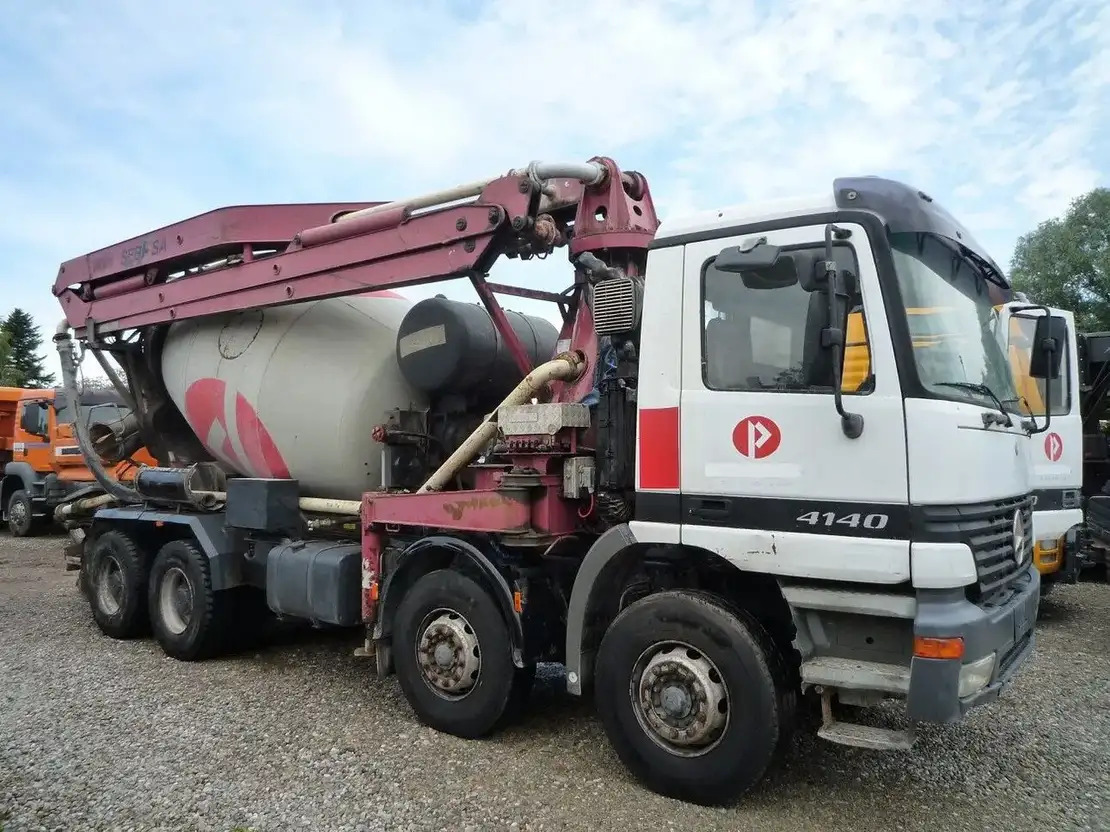Mercedes-Benz Actros 4141 - Domiešavač s pumpou: obrázok 3 Mercedes-Benz Actros 4141 - Domiešavač s pumpou: obrázok 3