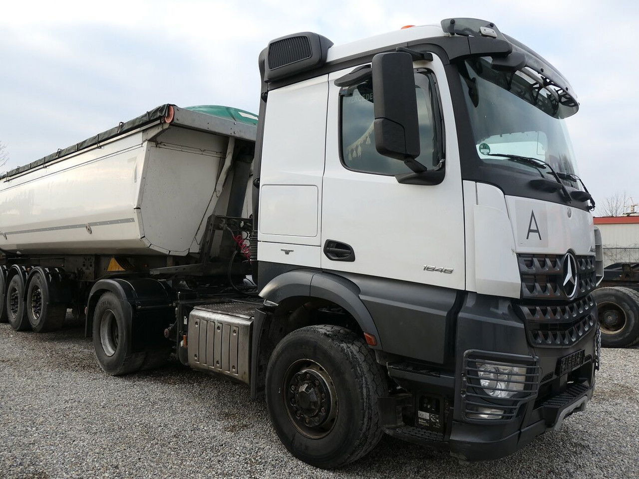 Mercedes-Benz Arocs 18 48 HAD  - Ťahač: obrázok 4 Mercedes-Benz Arocs 18 48 HAD  - Ťahač: obrázok 4