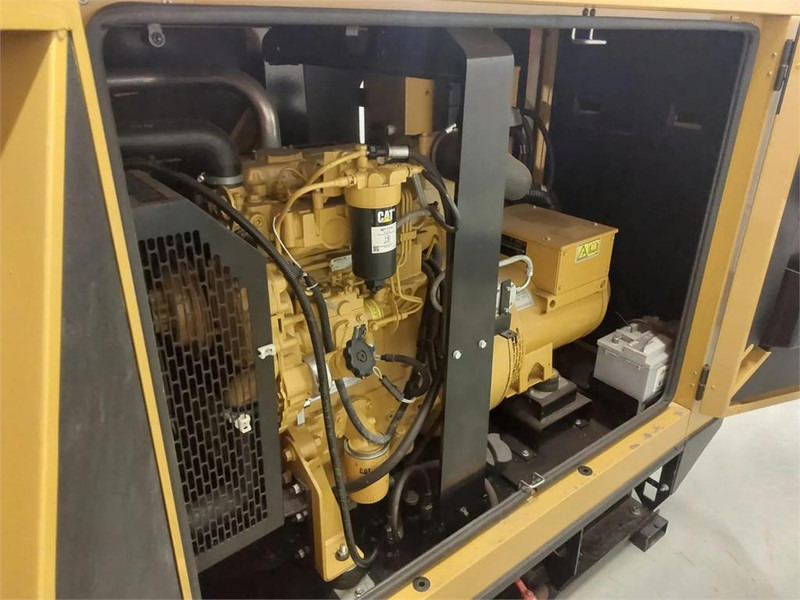 Cat DE33E0 - Manipulačná technika: obrázok 3 Cat DE33E0 - Manipulačná technika: obrázok 3