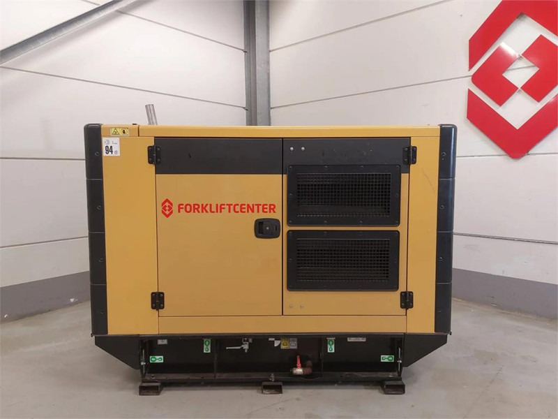 Cat DE33E0 - Manipulačná technika: obrázok 2 Cat DE33E0 - Manipulačná technika: obrázok 2