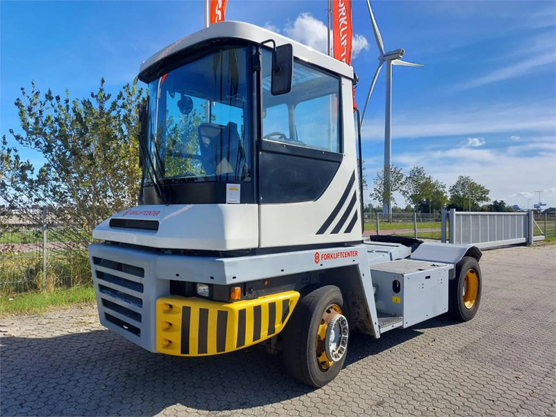 Terberg TT223 - Terminálový ťahač: obrázok 2 Terberg TT223 - Terminálový ťahač: obrázok 2