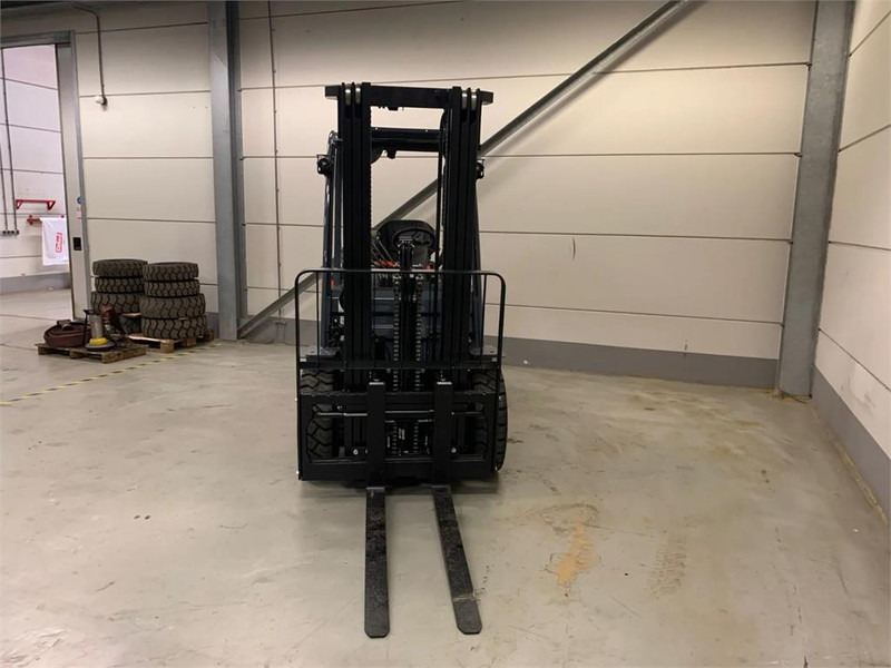 Toyota 02-8FGF30 - Plynový vysokozdvižný vozík: obrázok 5 Toyota 02-8FGF30 - Plynový vysokozdvižný vozík: obrázok 5